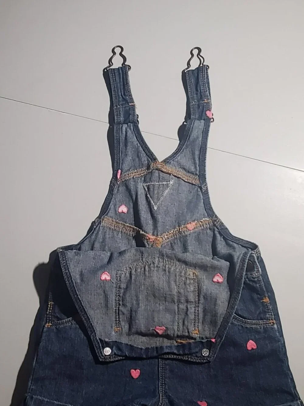 Oshkosh B’gosh Heart Embroidered Denim Shortalls sz 24 months